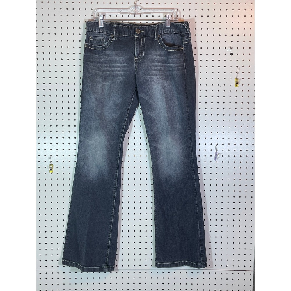 Maurices Dark Wash Bootcut Jeans Embroidered Back Pocket 11/12 Long